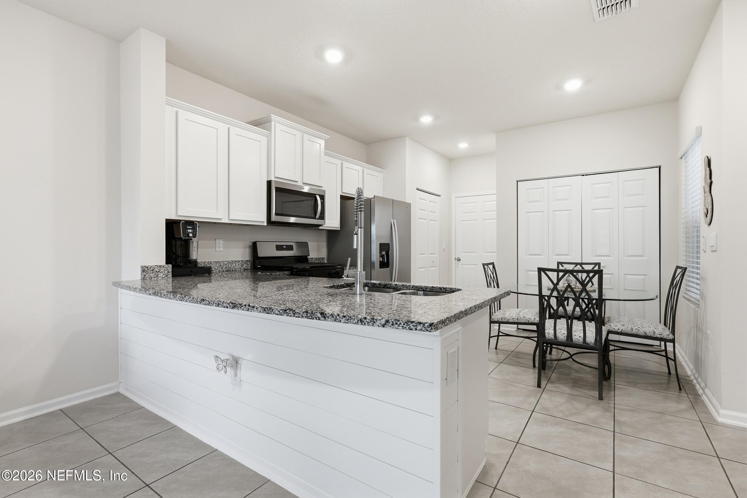 29 Ember Street St. Augustine, FL 32092 - Photo 2 of 31 the real estateographers_010