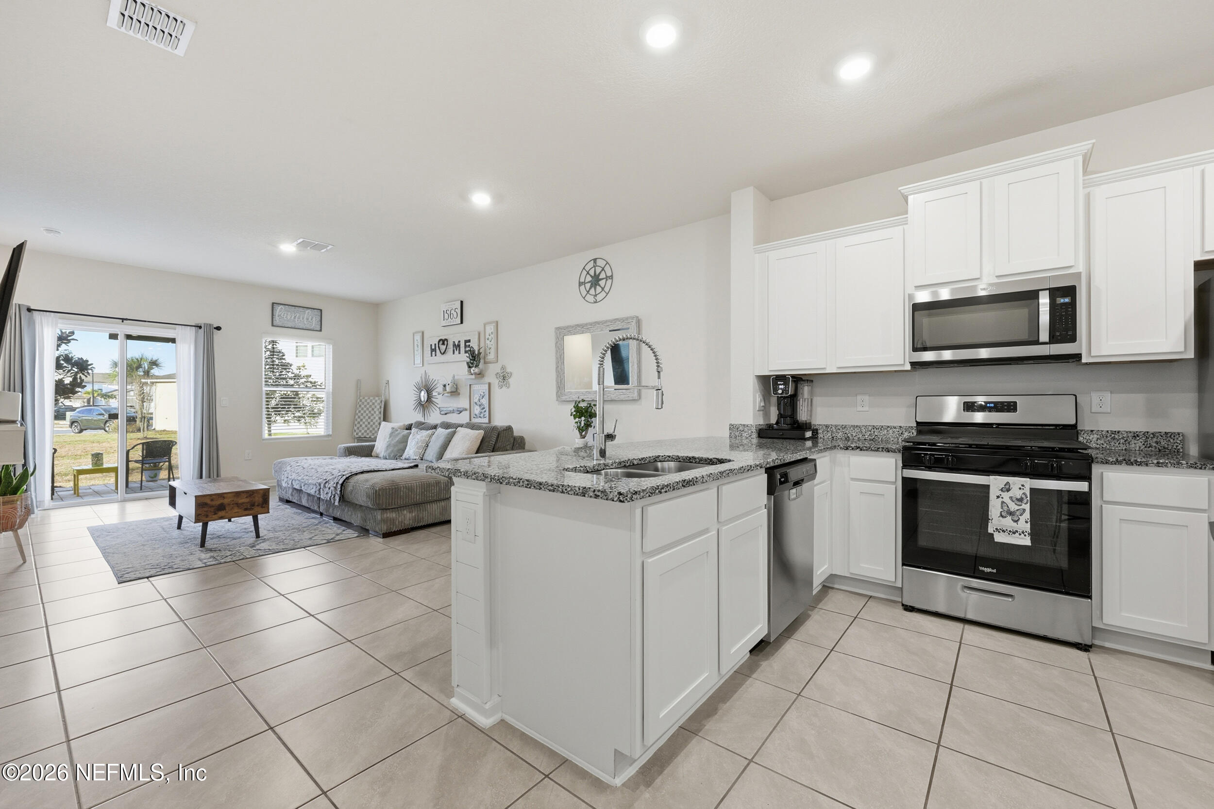 29 Ember Street St. Augustine, FL 32092 - Photo 8 of 31 the real estateographers_009