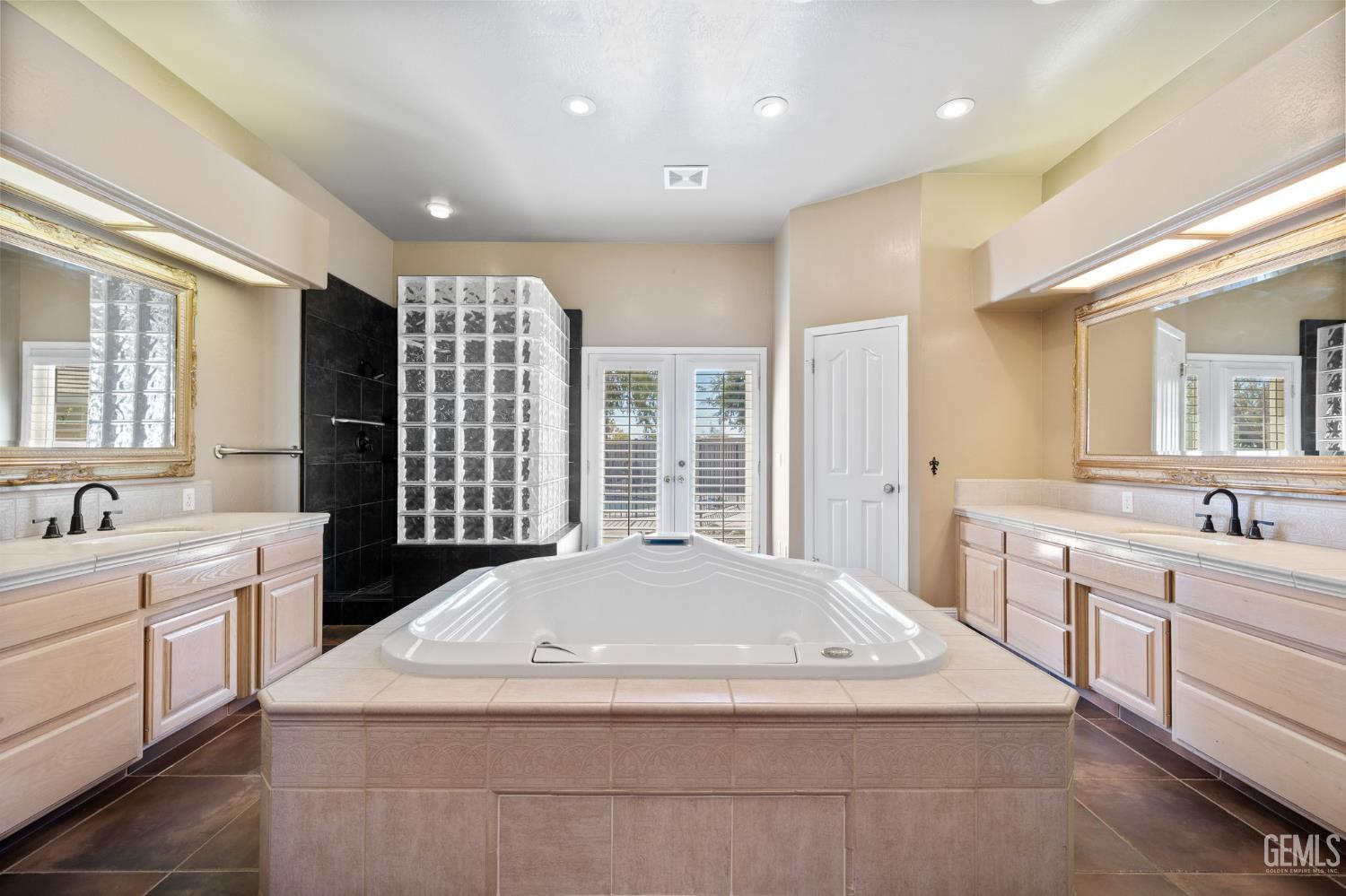 Undisclosed Address Bakersfield, CA 93308 - Photo 12 of 30