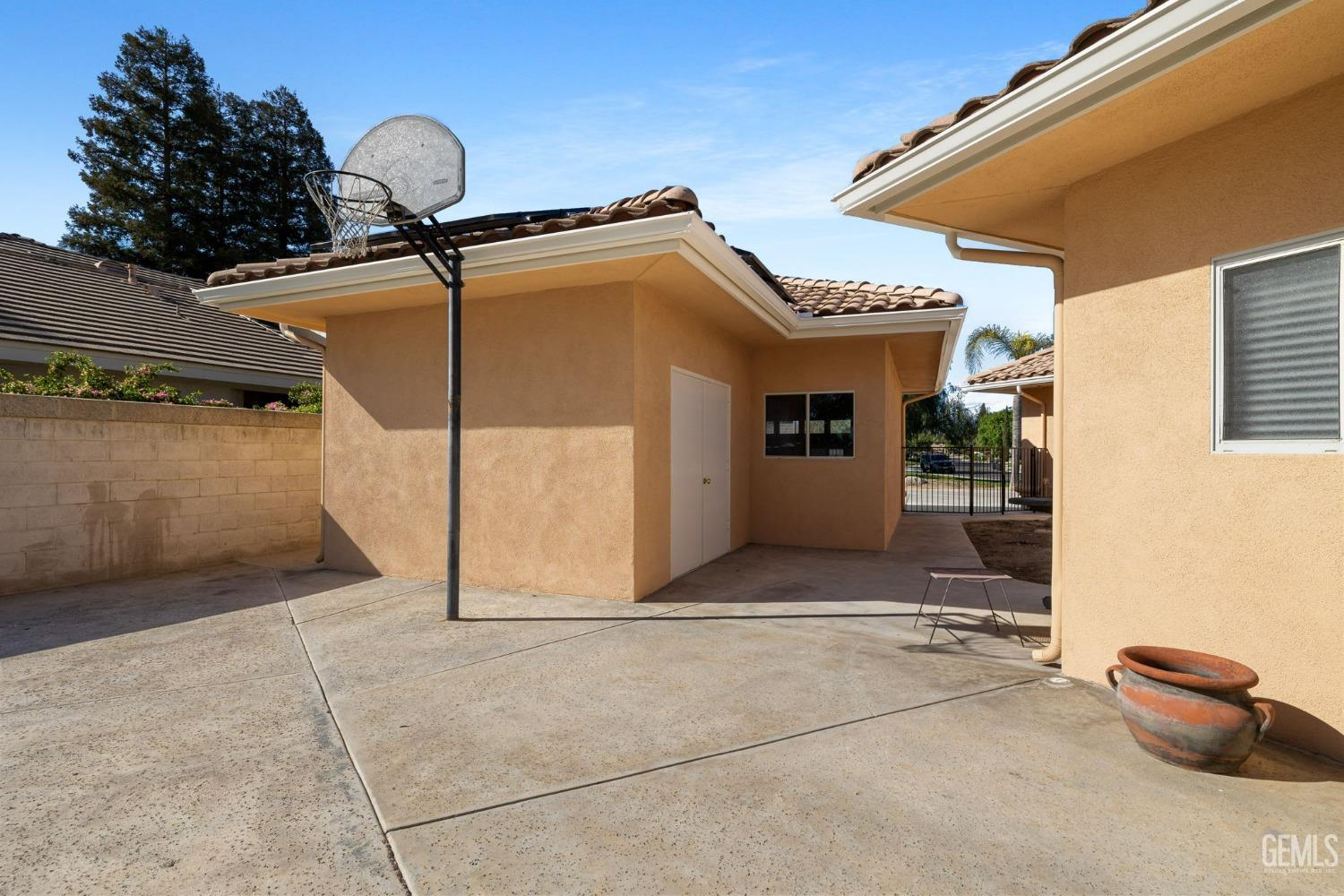 Undisclosed Address Bakersfield, CA 93308 - Photo 23 of 30