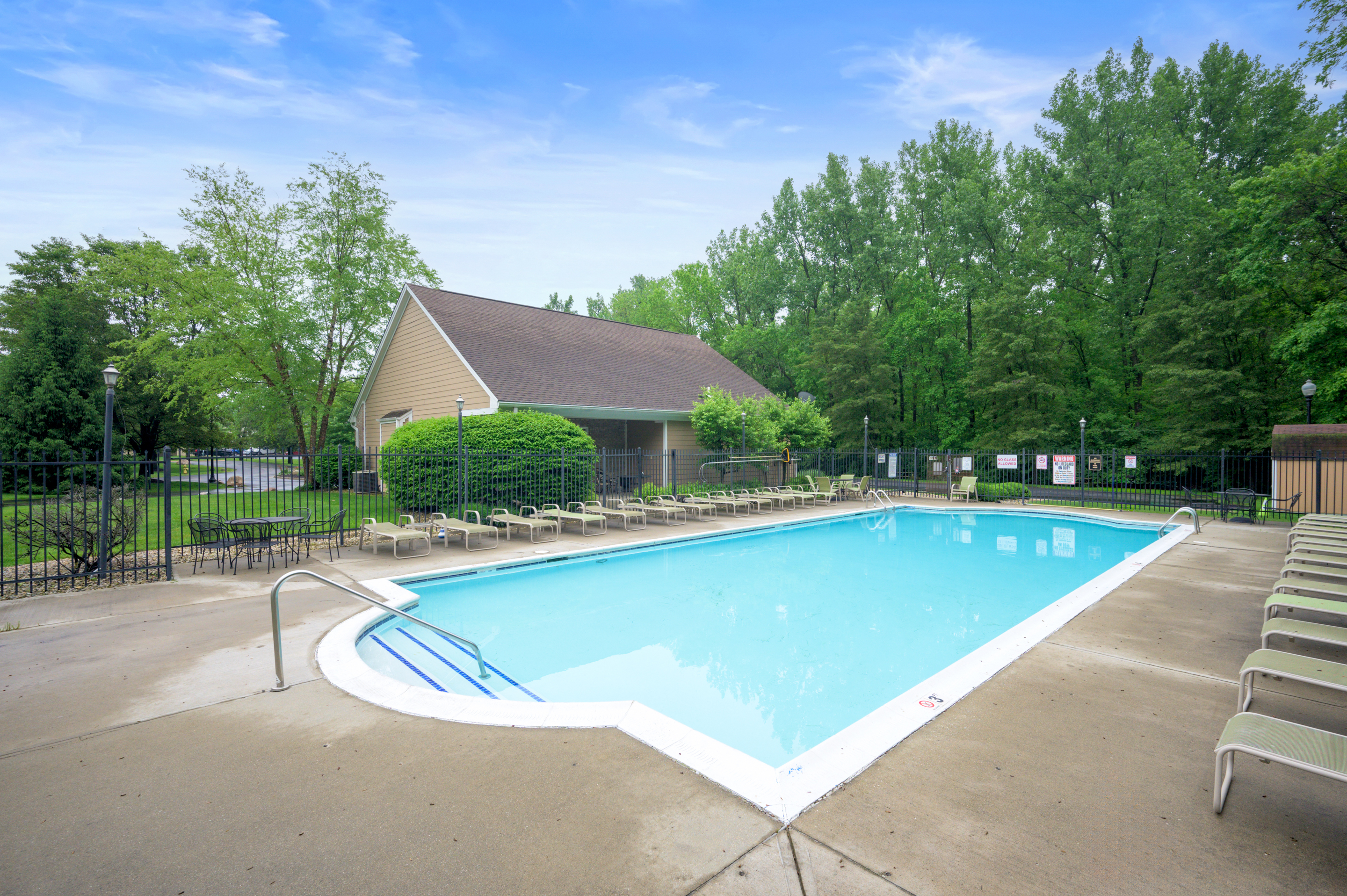 5011 Opal Ridge Lane, Unit 206 Indianapolis, IN 46237 - Photo 18 of 19
