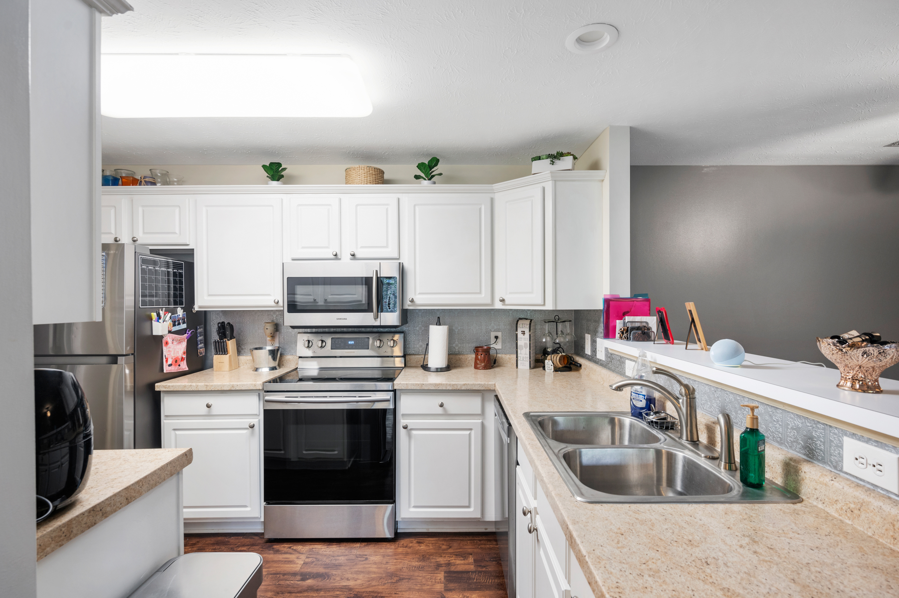 5011 Opal Ridge Lane, Unit 206 Indianapolis, IN 46237 - Photo 10 of 19