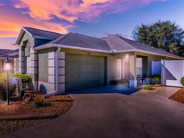 $399,000 | 2121 Aber Lane, The Villages, FL 32163