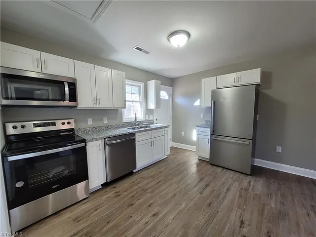 $1,350 | 800 Dodson Mill Road, Unit 9, Pilot Mountain, NC 27041