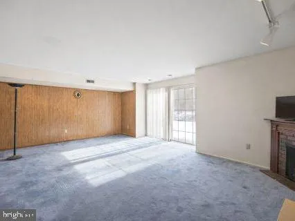 $344,900 | 104 Camber Lane, Mount Laurel, NJ 08054