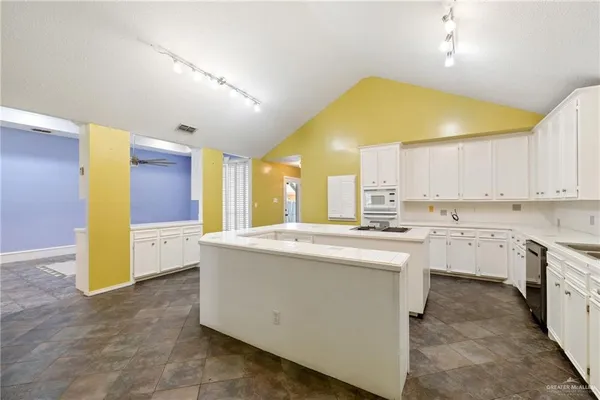 $289,000 | 7400 North 33rd Street, McAllen, TX 78504