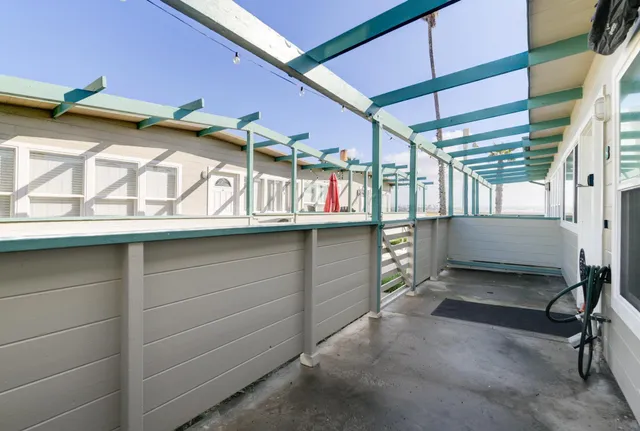 a view of an outdoor space