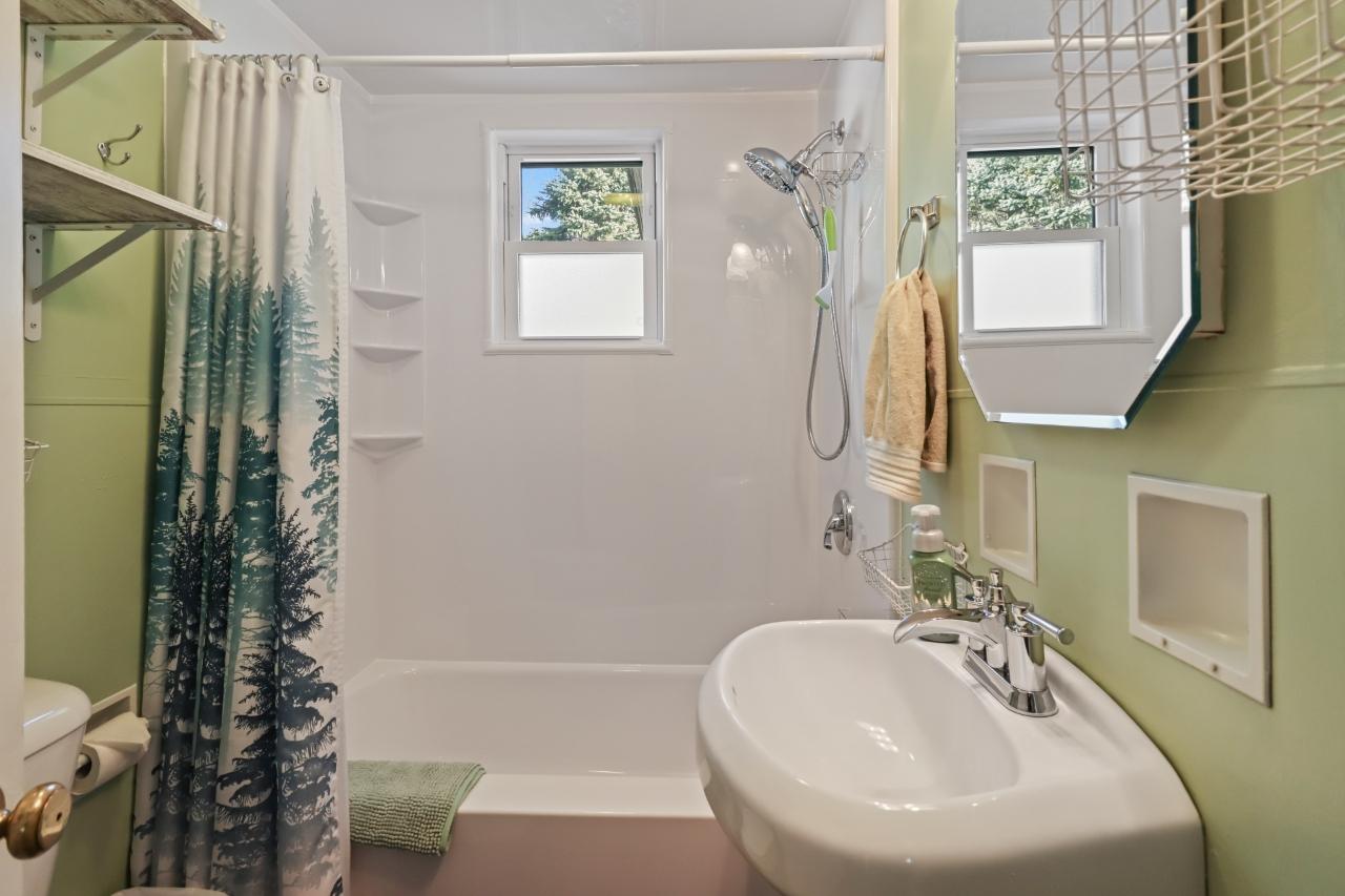 6976 Winkler Road Three Lakes, WI 54562 - Photo 11 of 17 Gallery Image 11