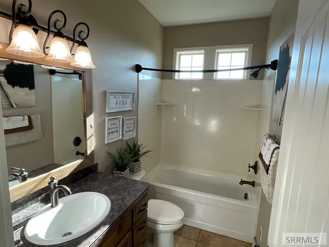 $1,000,000 | 431 Tressel Road, Blackfoot, ID 83221