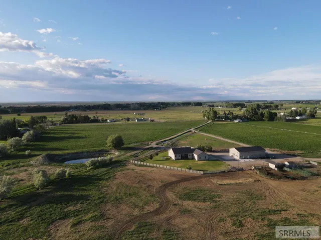 $1,000,000 | 431 Tressel Road, Blackfoot, ID 83221