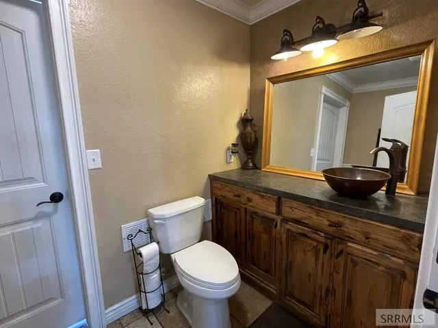 $1,000,000 | 431 Tressel Road, Blackfoot, ID 83221