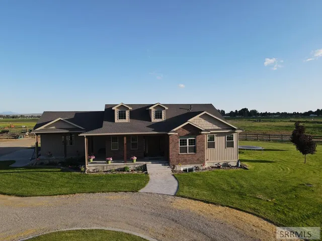 $1,000,000 | 431 Tressel Road, Blackfoot, ID 83221