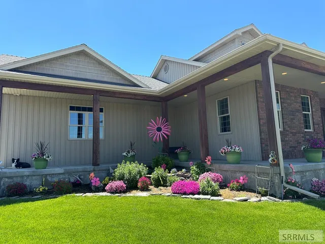 $1,000,000 | 431 Tressel Road, Blackfoot, ID 83221