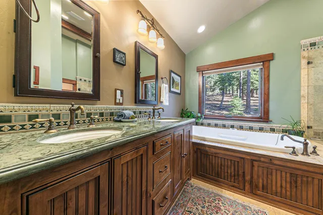 $1,485,000 | 11443 Sitzmark Way, Truckee, CA 96161