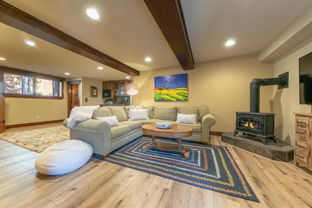 $1,425,000 | 11443 Sitzmark Way, Truckee, CA 96161