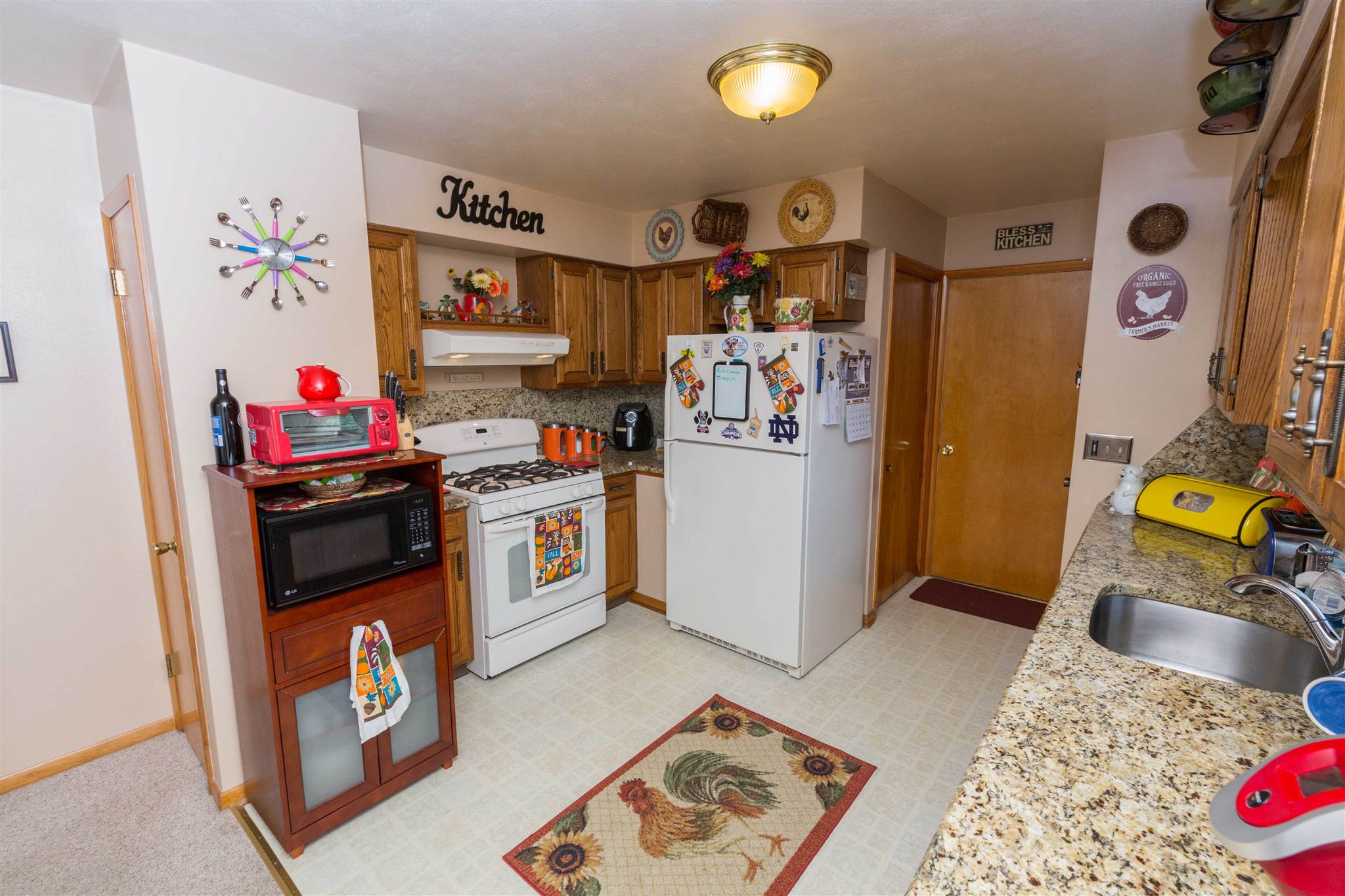 52830 Ruth Street Granger, IN 46530 - Photo 10 of 34 Gallery Image 10