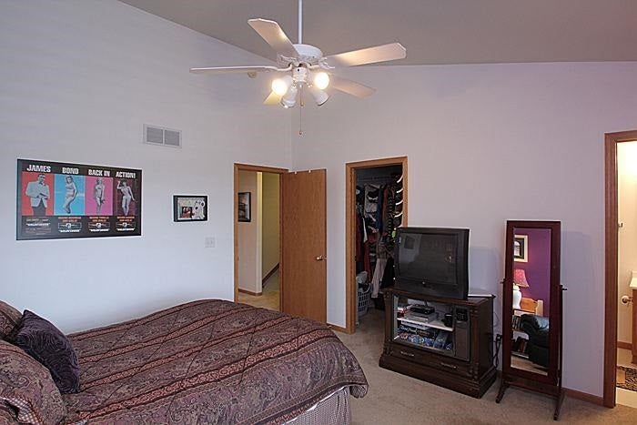 273 Camden Road Iowa City, IA 52245 - Photo 16 of 25 Gallery Image 16
