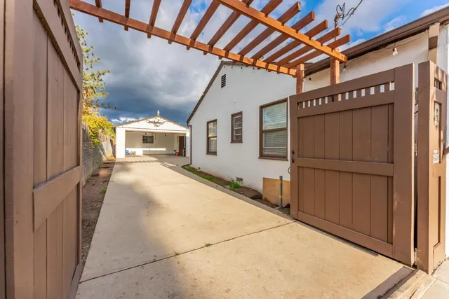 a view of a basket ball ground