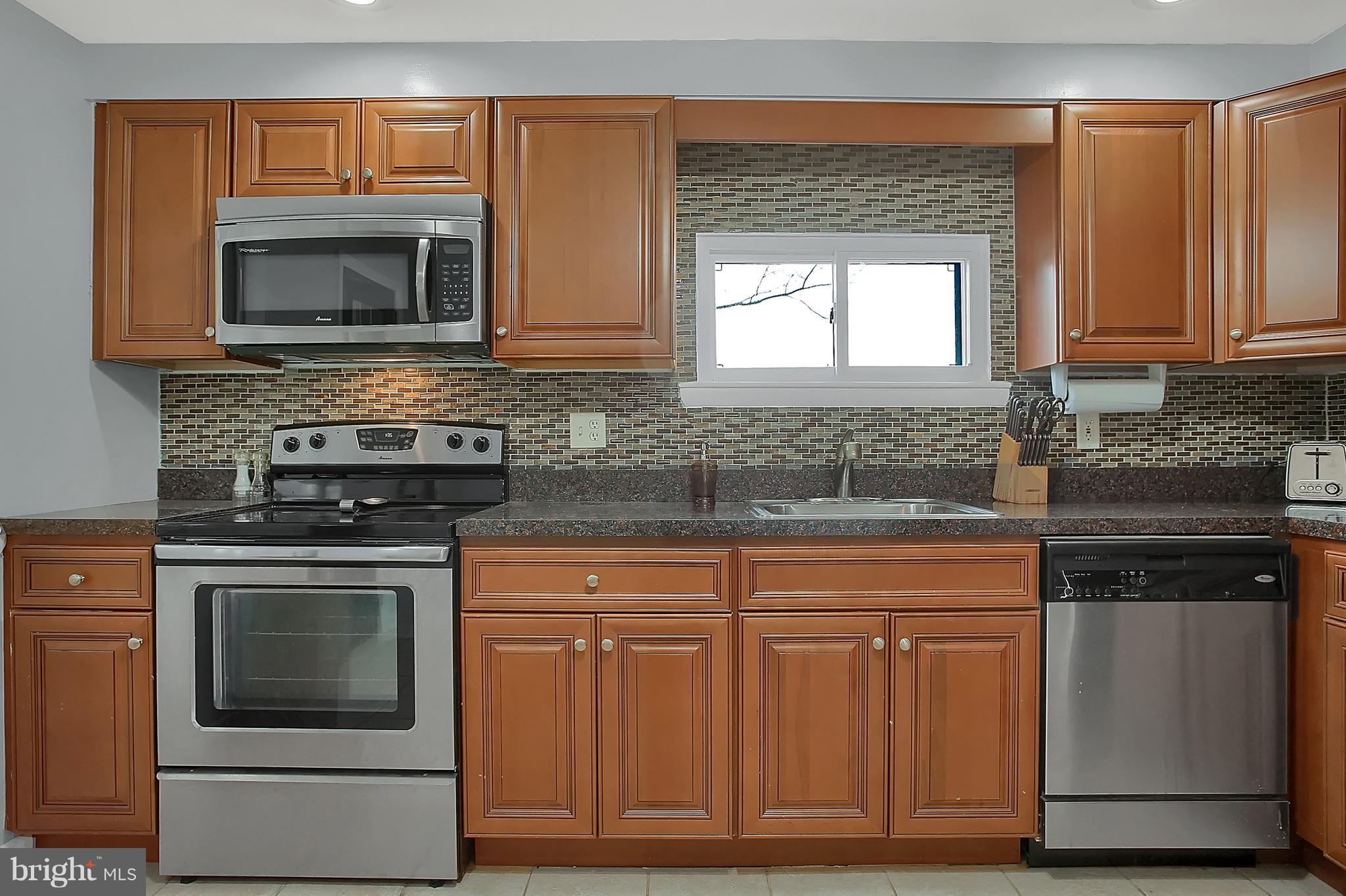 307 Salt Road Enola, PA 17025 - Photo 4 of 26 Gallery Image 4