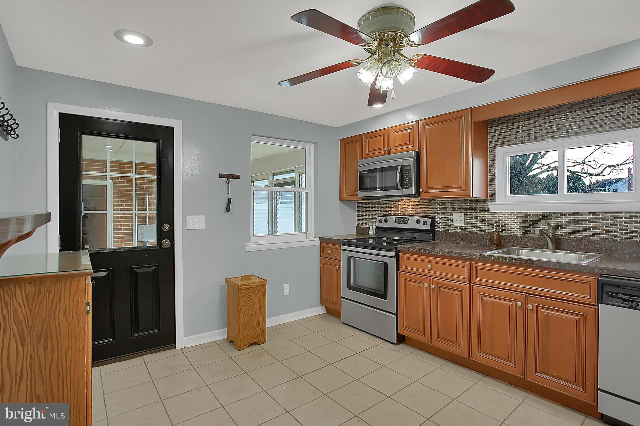 307 Salt Road Enola, PA 17025 - Photo 6 of 26 Gallery Image 6