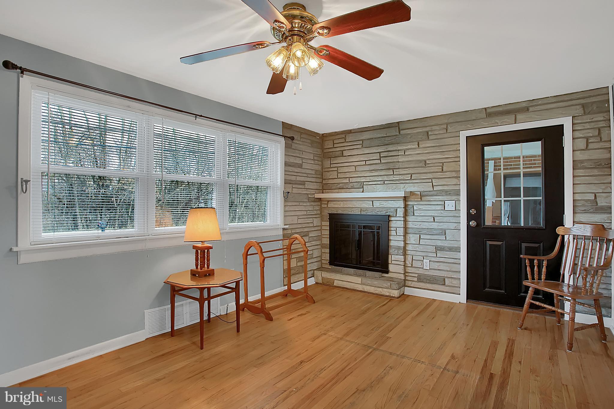 307 Salt Road Enola, PA 17025 - Photo 8 of 26 Gallery Image 8