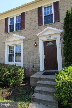$3,100 | 6055 Meyers Landing Court, Burke, VA 22015