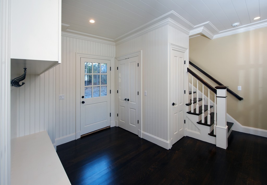 44 Valley Road Wellesley, MA 02481 - Photo 16 of 30