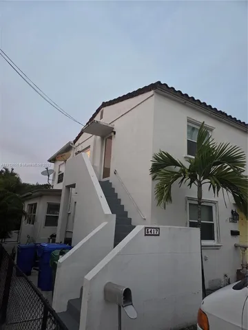 $2,700 | 3415 Southwest 15th Street, Unit 2, Miami, FL 33145