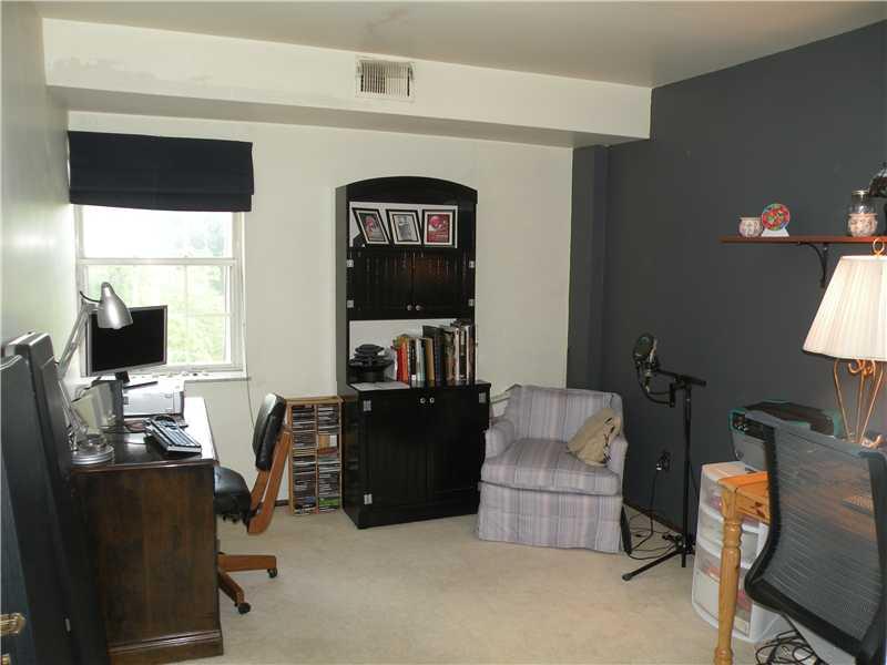 551 Sloop Road, Unit 62 Pittsburgh, PA 15237 - Photo 11 of 14 Bedroom.