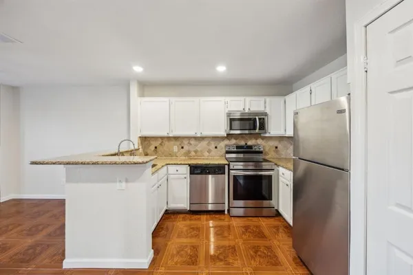 $1,450 | 6108 Abrams Road, Unit 601, Dallas, TX 75231