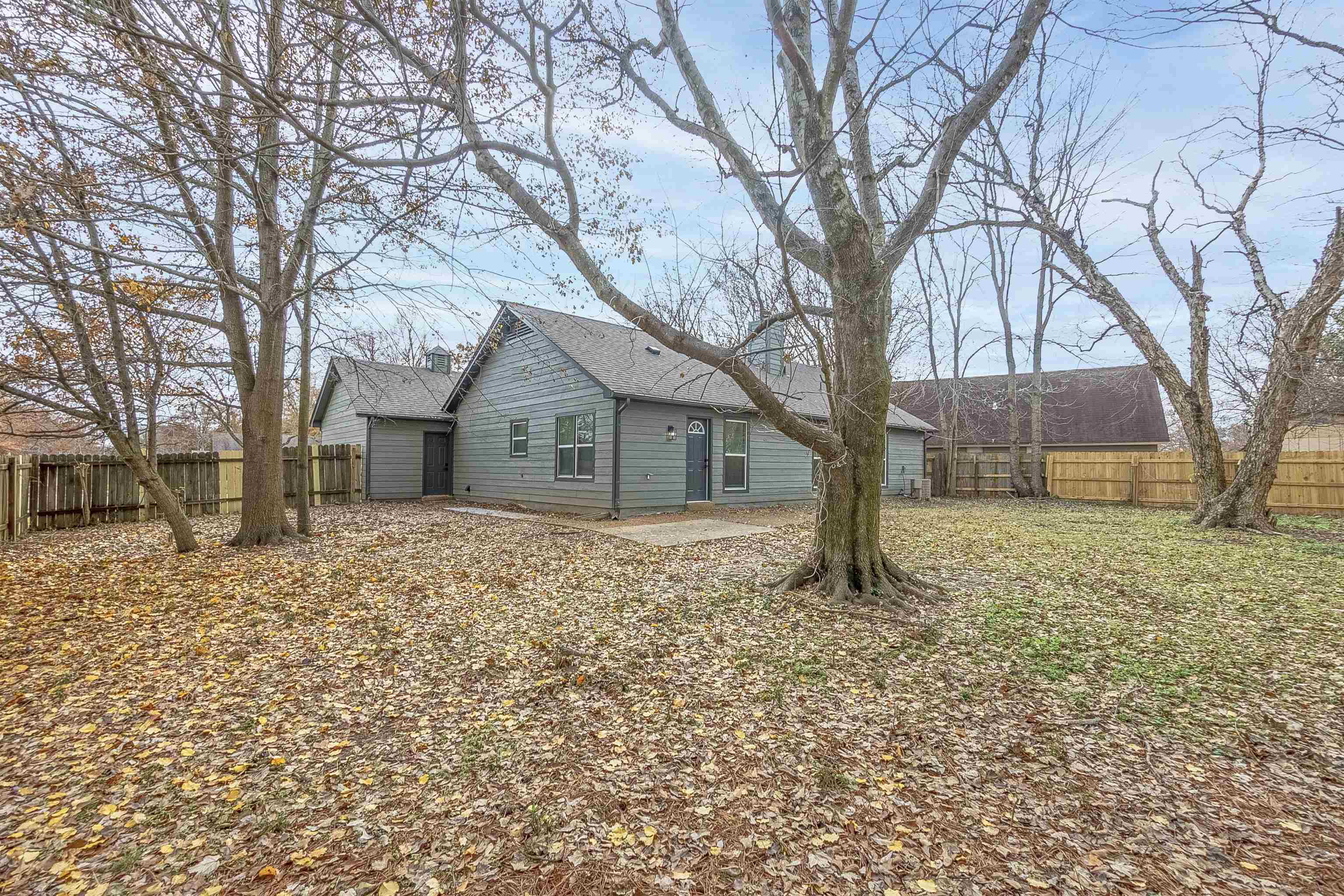 6538 Castle Ridge Cove Memphis, TN 38141 - Photo 26 of 27 View of rear view of house
