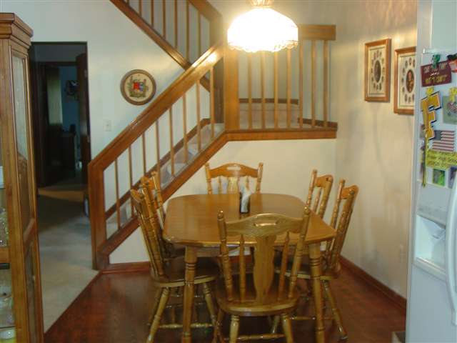 33768 Pine Ridge Drive West Fraser, MI 48026 - Photo 6 of 17 31075896-5.JPG