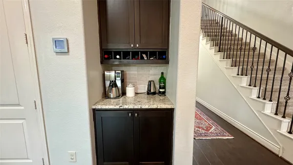 $3,100 | 27 Jonquil Place, Tomball, TX 77375