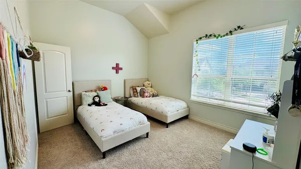 $3,100 | 27 Jonquil Place, Tomball, TX 77375