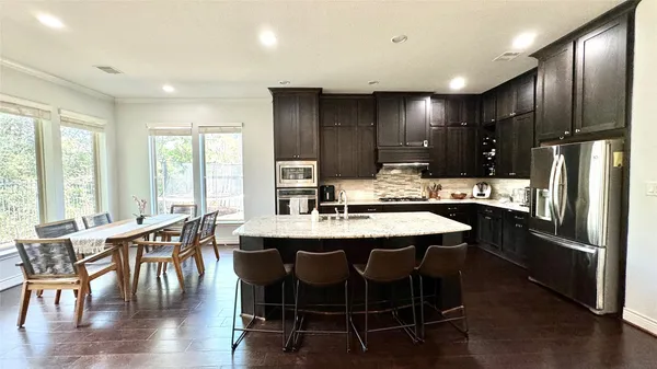 $3,100 | 27 Jonquil Place, Tomball, TX 77375