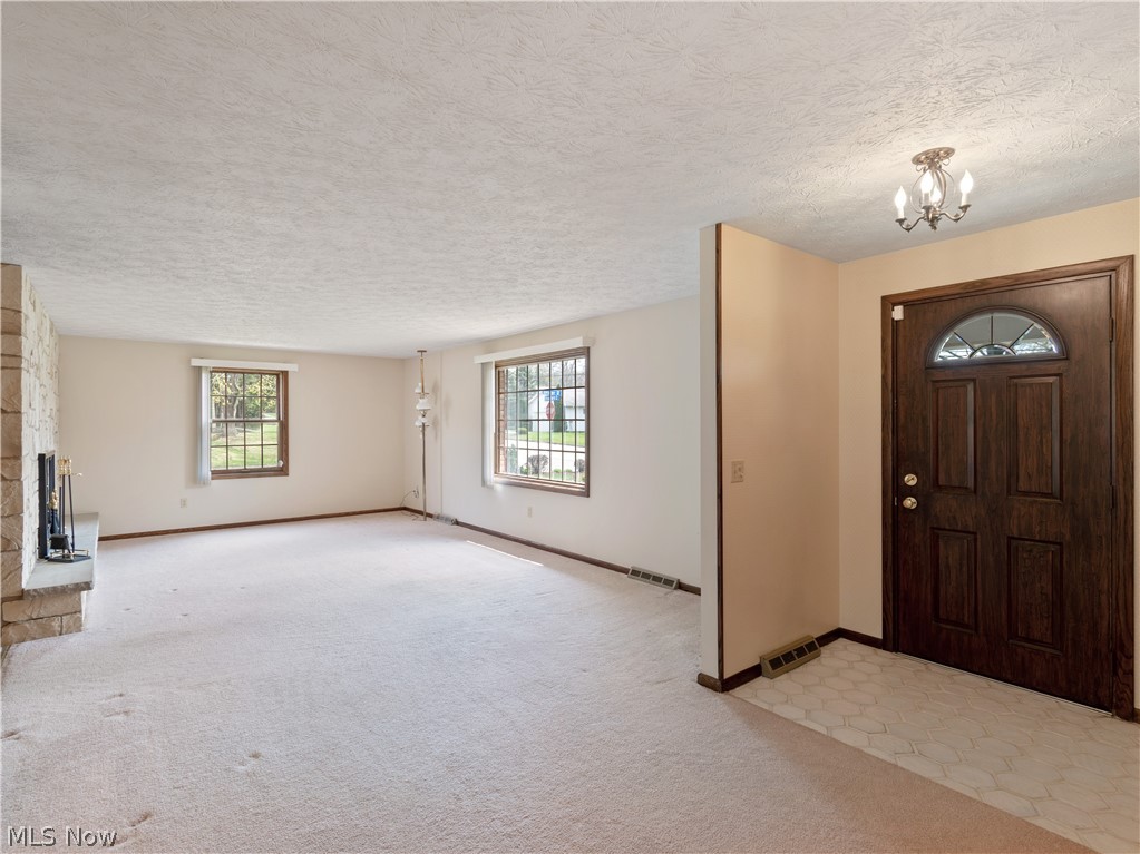 1809 Dexter Road Northeast Massillon, OH 44646 - Photo 2 of 35 Gallery Image 2