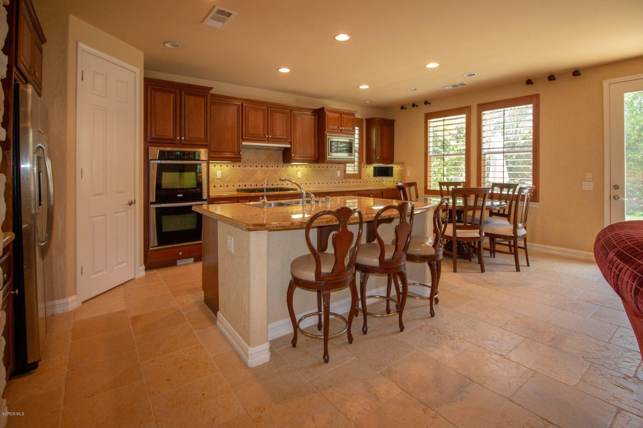 340 Spring Park Road Camarillo, CA 93012 - Photo 3 of 27 SpringPark_006_preview