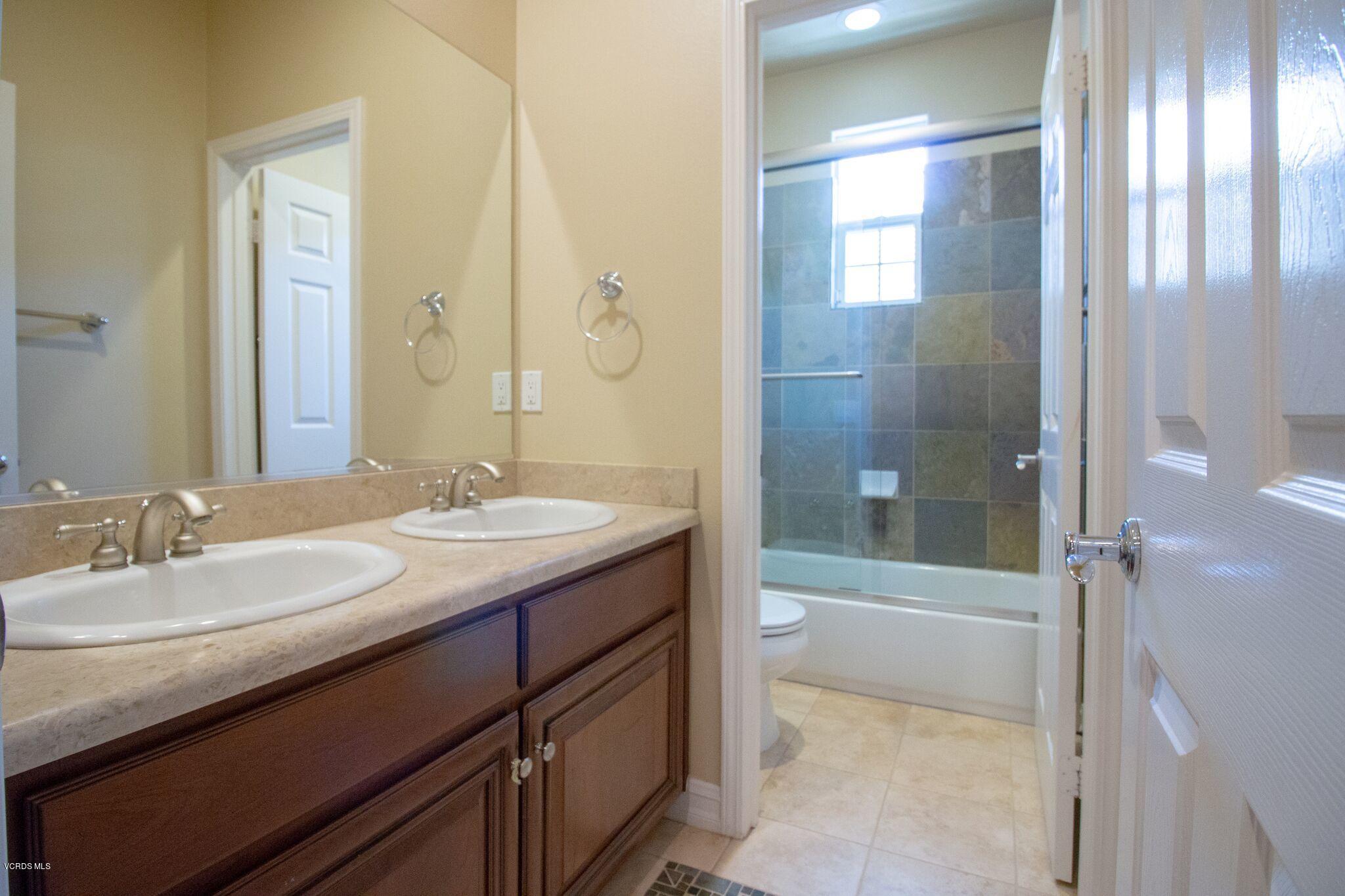 340 Spring Park Road Camarillo, CA 93012 - Photo 22 of 27 SpringPark_034_preview