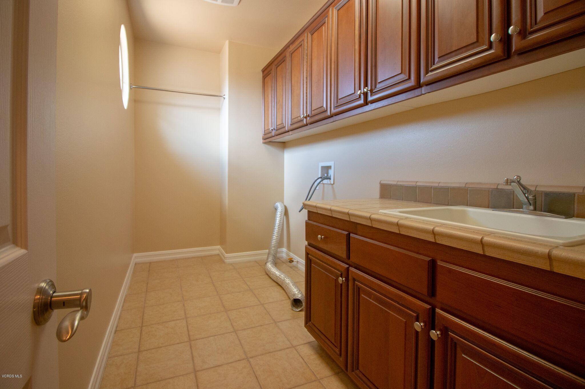 340 Spring Park Road Camarillo, CA 93012 - Photo 24 of 27 SpringPark_036_preview