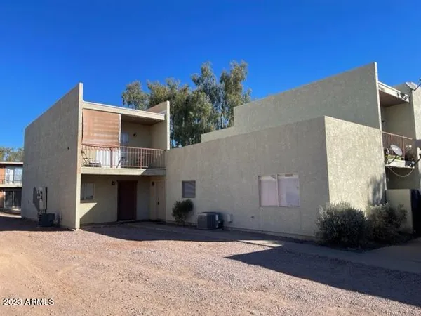 $950 | 2802 East Monte Cristo Avenue, Unit 102, Phoenix, AZ 85032