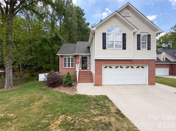 $407,000 | 319 Beacon Hills Drive, Gastonia, NC 28056