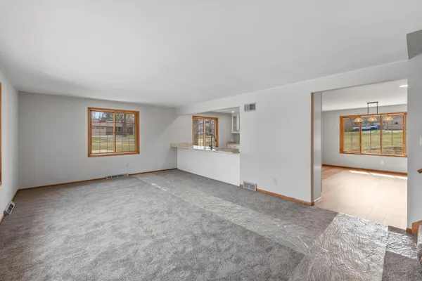 $800,000 | 3975 Margolis Drive, West Bend, WI 53095