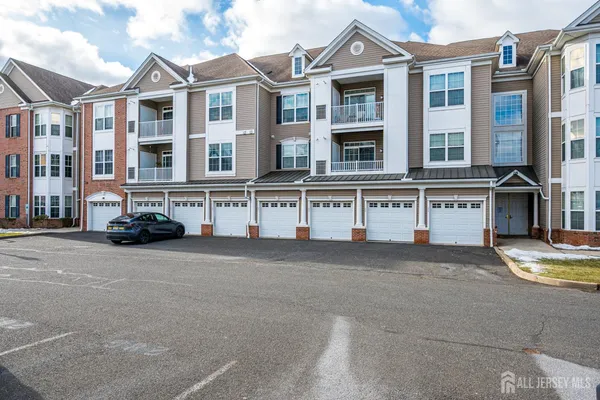 $2,800 | 2822 Edward Stec Boulevard, Edison, NJ 08837