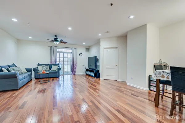 $2,800 | 2822 Edward Stec Boulevard, Edison, NJ 08837