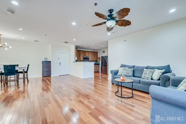 $2,800 | 2822 Edward Stec Boulevard, Edison, NJ 08837