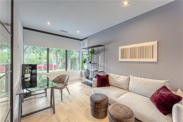 $29,995 | 2929 Center Avenue, Fort Lauderdale, FL 33308