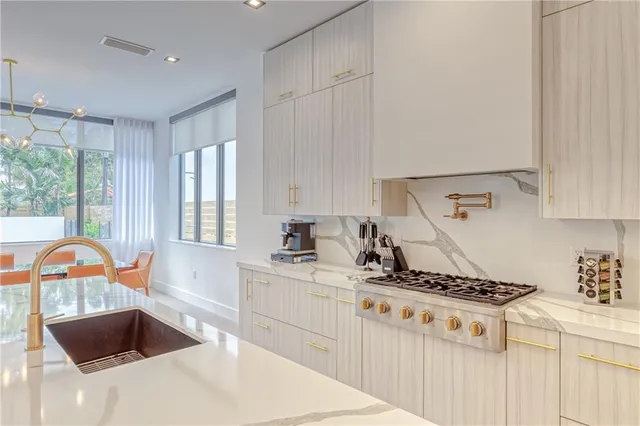 $29,995 | 2929 Center Avenue, Fort Lauderdale, FL 33308