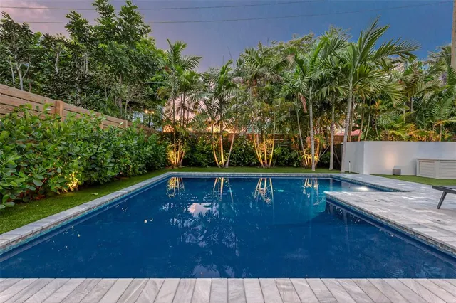 $29,995 | 2929 Center Avenue, Fort Lauderdale, FL 33308