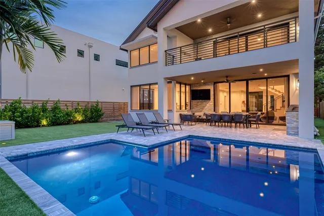 $29,995 | 2929 Center Avenue, Fort Lauderdale, FL 33308