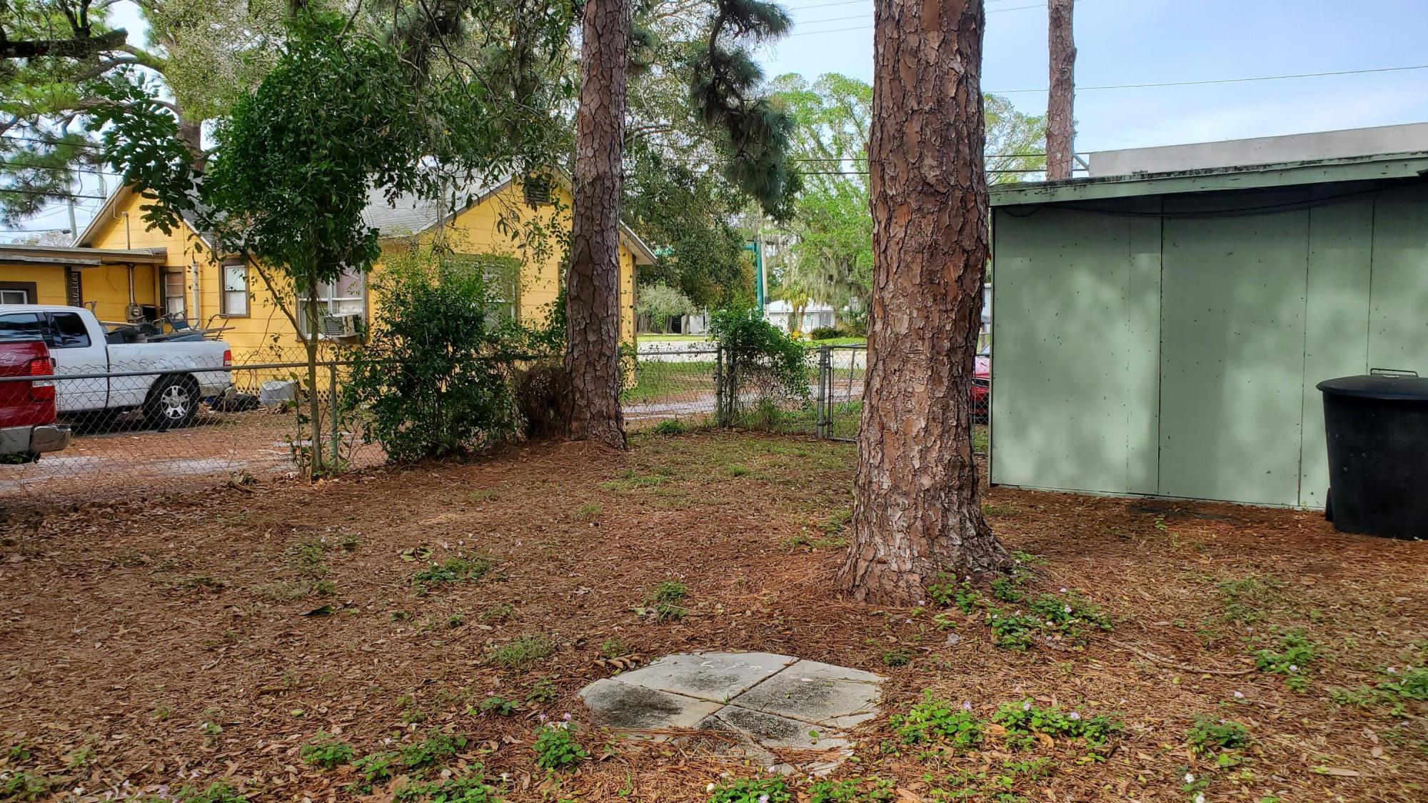 2407 Delaware Avenue Fort Pierce, FL 34950 - Photo 2 of 27 20231222_123327